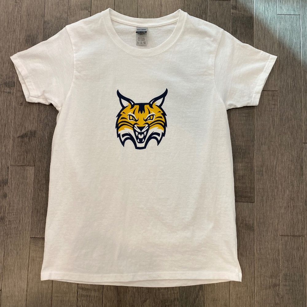 QUINNIPIAC University Bobcat Short-Sleeve T-Shirt